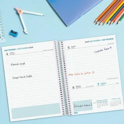 Agenda espiral cuarto Cool negro 2025-2026 día página