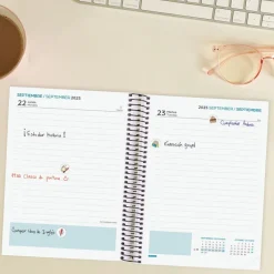 Agenda espiral cuarto secundaria negro 2025-2026 día página