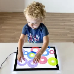 Anillos translúcidas colores y tamaños surtidos 16pzas para mesa de luz