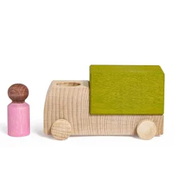 Camión madera verde Lubu con figura
