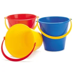 Cubo de plástico 18cm.