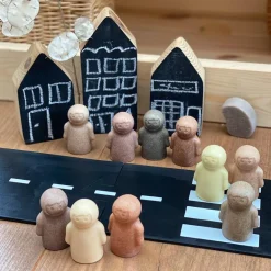 Figuras gente pequeña como yo