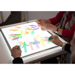 Figuras personas de colores translúcidos de silicona 36 piezas