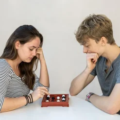 Juego de estrategia Orbito