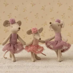 Ratita con diadema y pompón rosa 13cm. Maileg