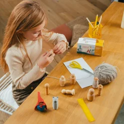 Set 10 figuras de madera 7cm.