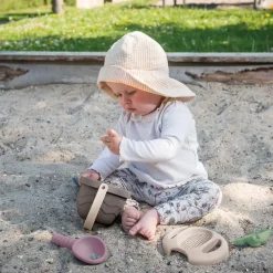 Set cubo de playa con accesorios Eco Green Bean, colores surtidos