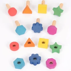 Set de tornillos y tuercas de madera