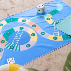 Toalla de playa M juego serpientes y escaleras.